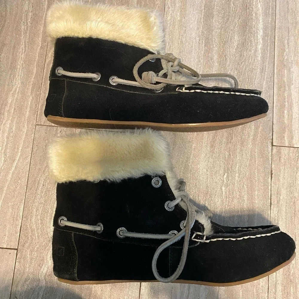 Sperry Top Sider Women Suede Moccasin Boots Black Faux Fur Booties Size 7